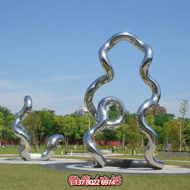 大型不銹鋼異形擺件，為公園綠地增色