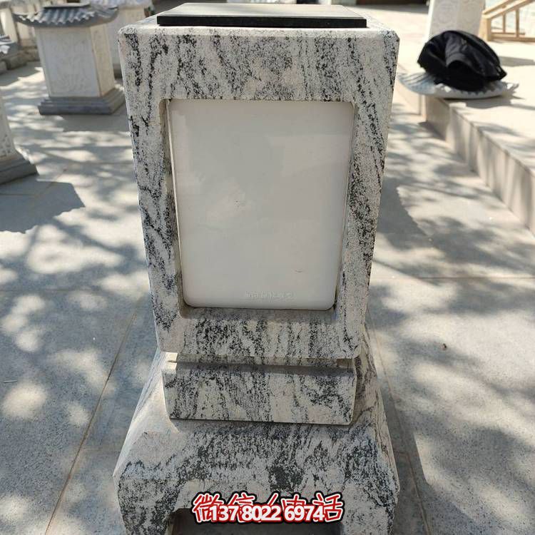 新中式花崗巖太陽能石燈，讓你的庭院更加精致