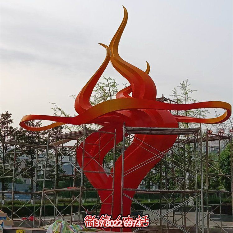 創(chuàng)意景觀不銹鋼雕塑擺件，點(diǎn)亮小區(qū)別墅美景