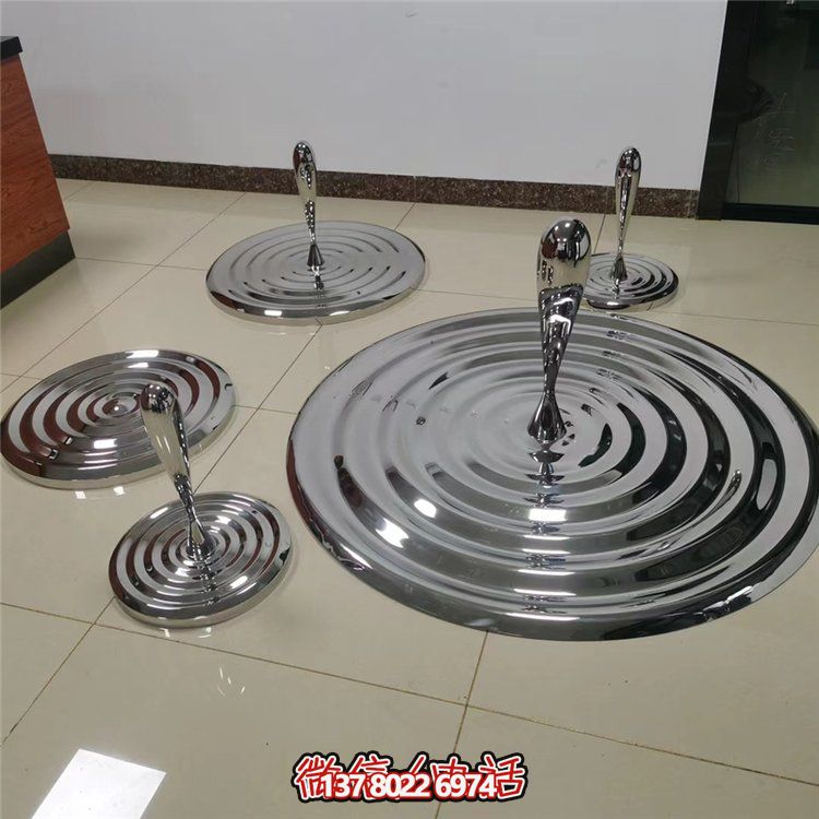 不銹鋼景觀雕塑為您的廣場(chǎng)、園林增添美麗的景觀