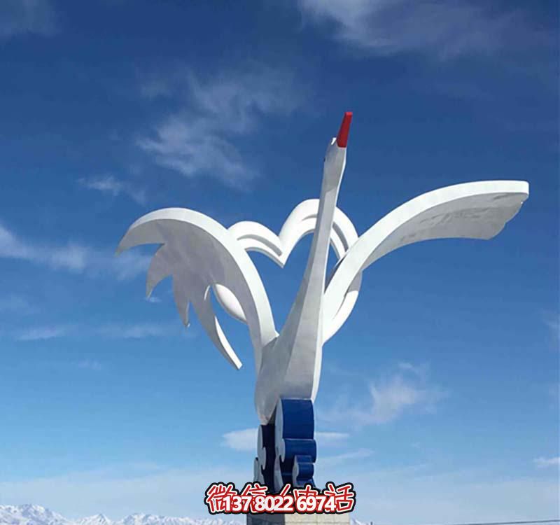 不銹鋼愛心鶴雕塑，點亮廣場創(chuàng)意之美