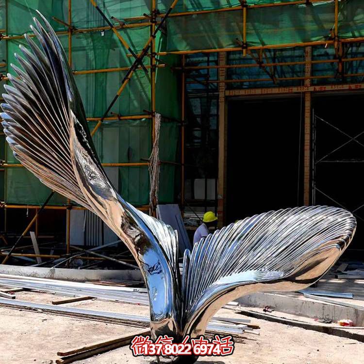 現(xiàn)代風(fēng)格不銹鋼噴泉擺件，創(chuàng)造完美的戶外水景