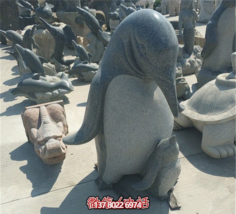 企鵝雕塑，讓公園更加精彩