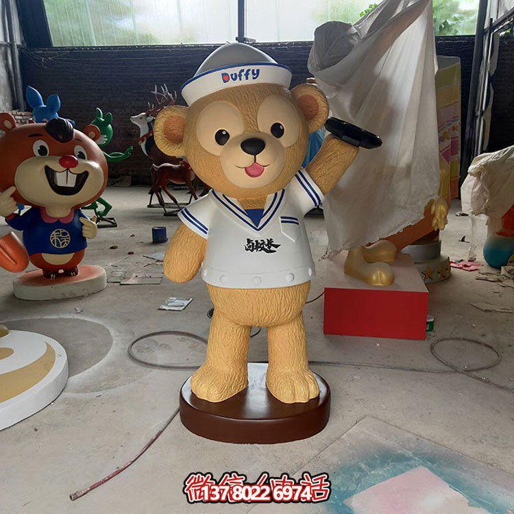 玻璃鋼卡通熊雕塑，點(diǎn)綴戶外園林景觀