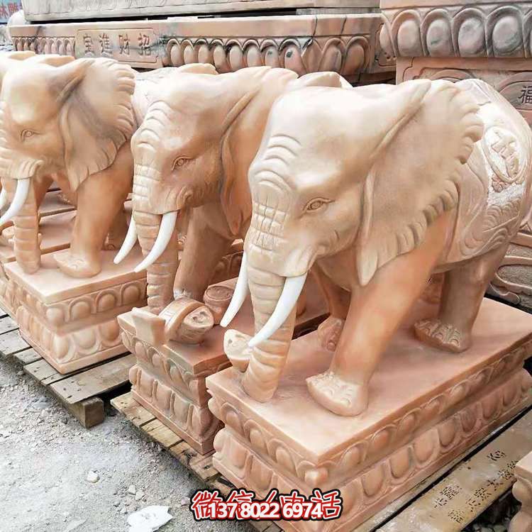 紅晚霞，石雕大象雕塑，點(diǎn)綴庭院空間