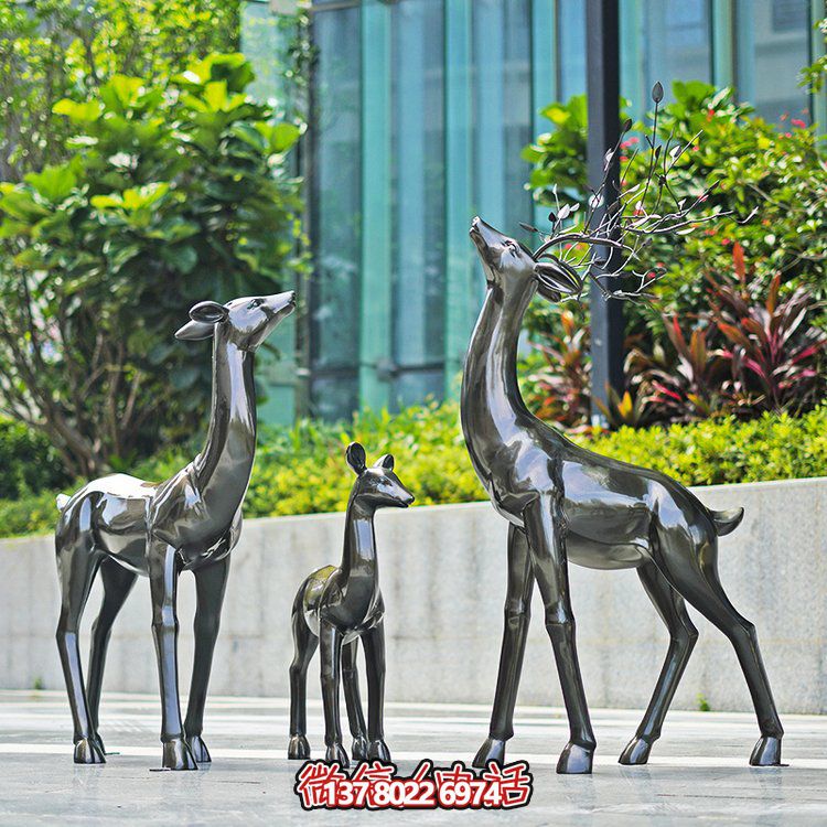 玻璃鋼制仿銅小鹿擺件，點綴戶外園林景觀