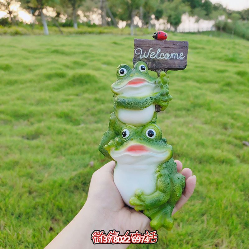 玻璃鋼青蛙游樂(lè)園雕塑