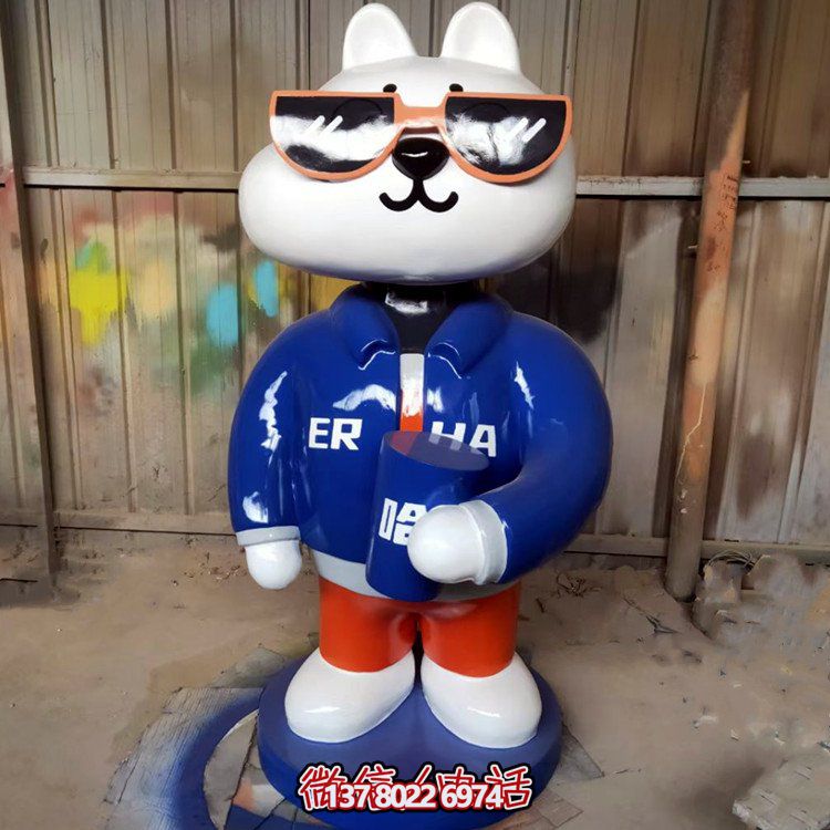 藝術(shù)玻璃鋼彩繪動物雕塑——讓商場、網(wǎng)店、紅店變身藝術(shù)館