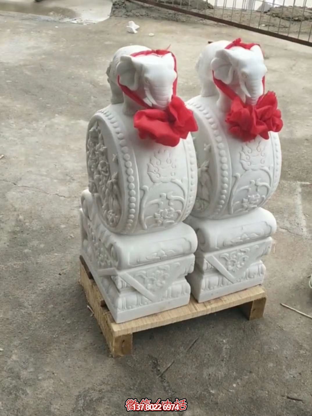 漢白玉吉祥小象雕塑，石門口擺放門墩