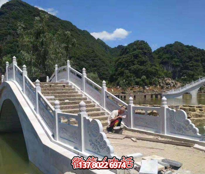 石拱橋，精美漢白玉欄桿，美景美景