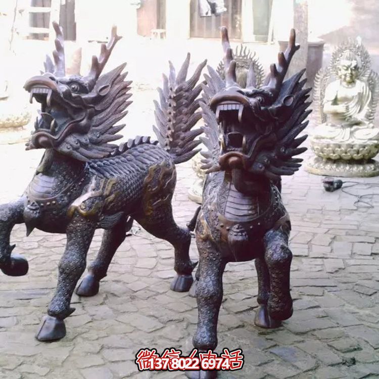 不銹鋼雕塑——精美的麒麟，奔跑、吼叫的象征