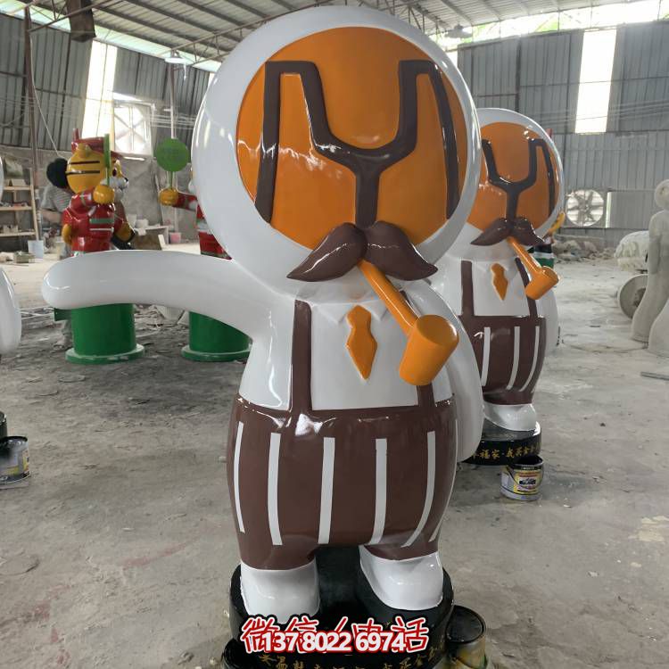 玻璃鋼卡通人物雕塑，裝點商場室內(nèi)