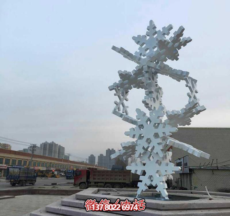 現(xiàn)代不銹鋼雕塑景觀樹(shù)，點(diǎn)亮城市花園