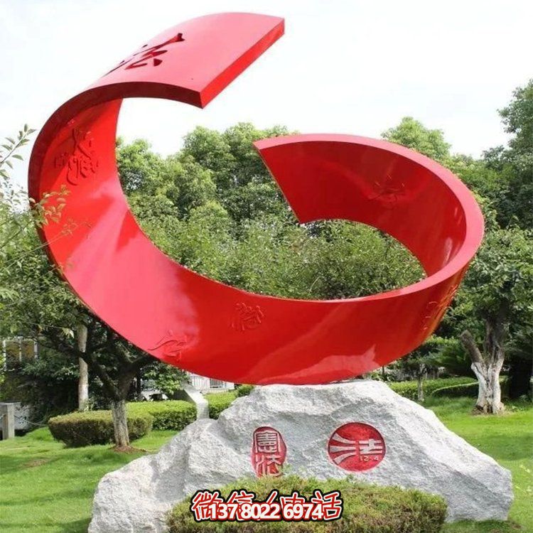 大型不銹鋼彩繪雕塑，點(diǎn)綴戶外園林景觀