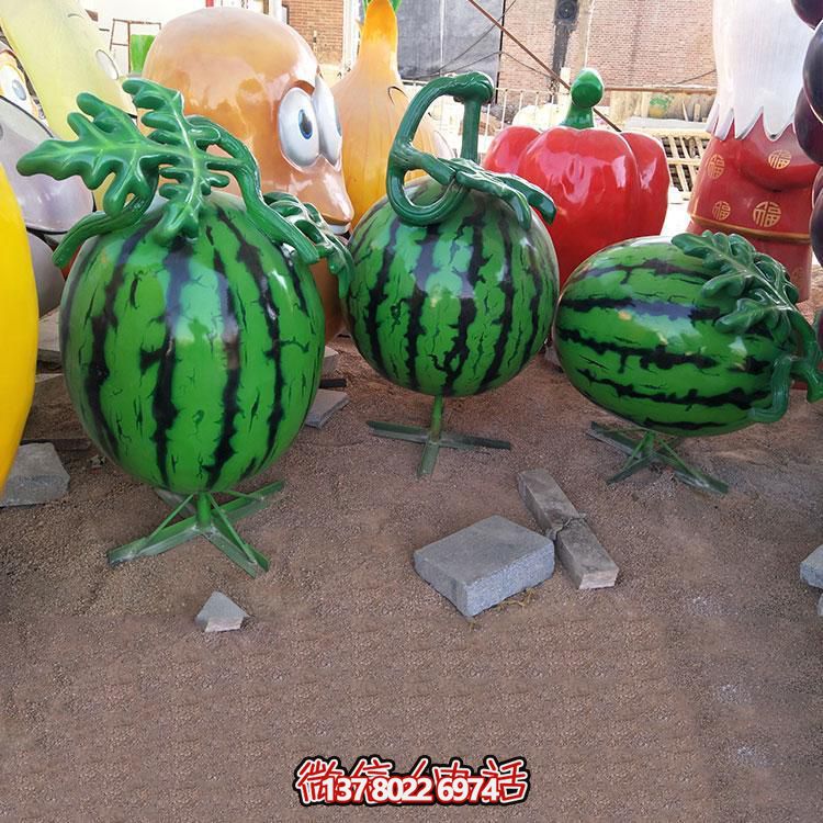玻璃鋼仿真西瓜，大西瓜雕塑擺件