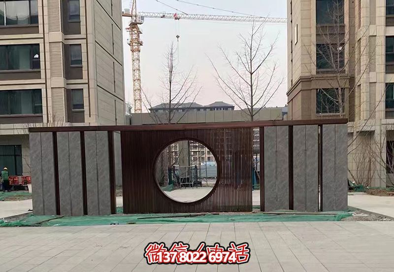 詠華園小區(qū)大門(mén)景墻